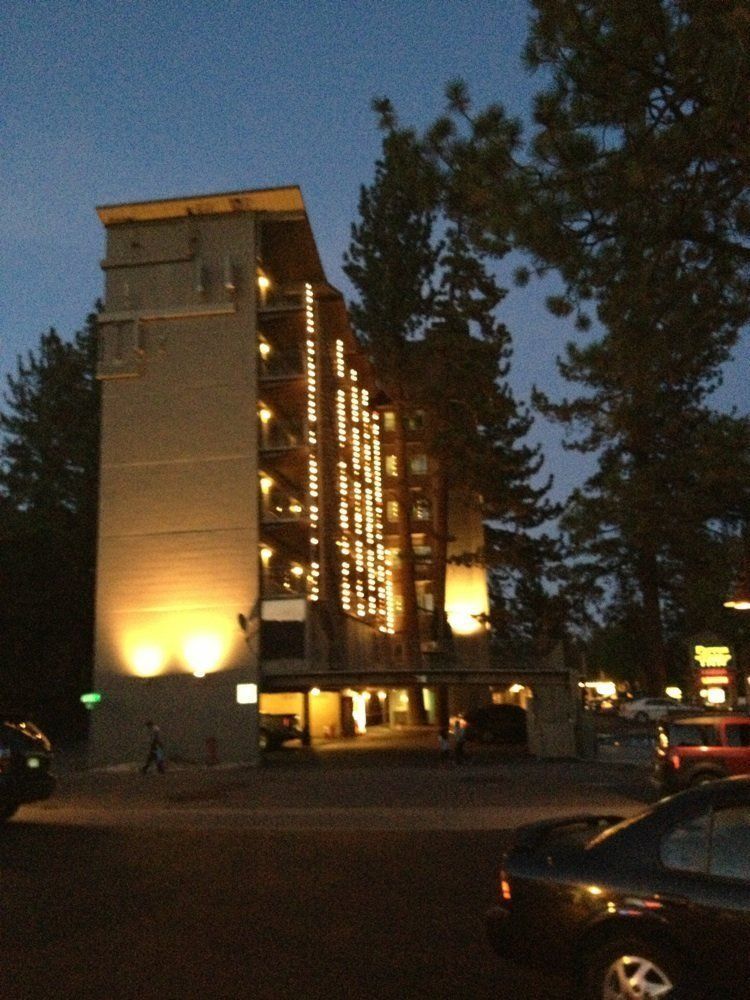 Pepper Tree Inn טאהו סיטי מראה חיצוני תמונה